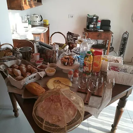 Al Secomoro Bed & Breakfast Sona